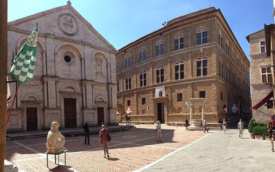 Piazza Pio II, Pienza