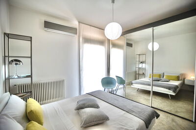 Terrasini Luxury Villa, dormitorio