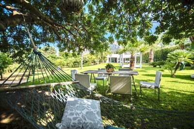 Terrasini Luxury Villa, jardín