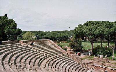 Teatro, Ostia Antica