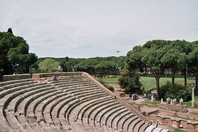 Teatro, Ostia Antica