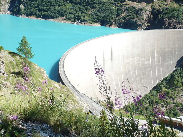 Presa Place Moulin