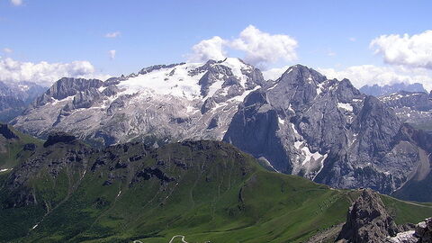 Las montañas de Dolmite