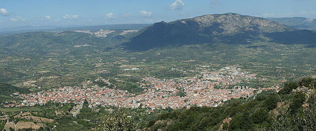 Ciudad de Oliena