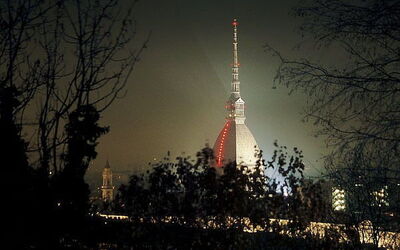 Mole Antonelliana con luces