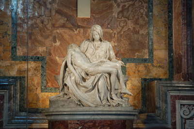Pieta, Michelagelo