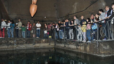 Zona Geotérmica Subterránea De Nápoles, tour