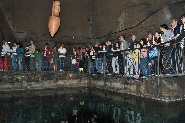 Zona Geotérmica Subterránea De Nápoles, tour