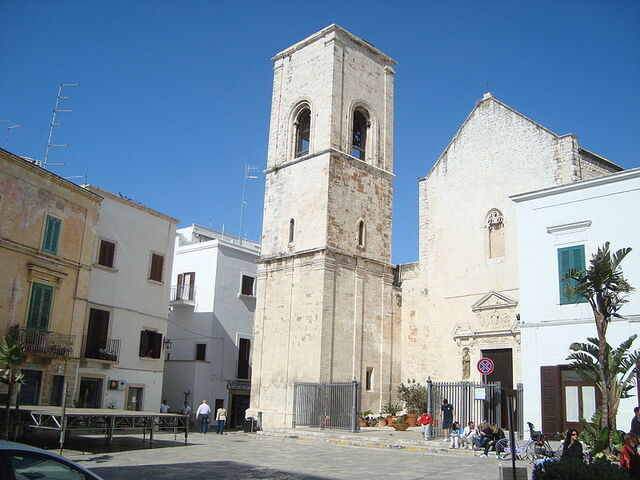 Centro de la ciudad de Poliganano a Mare