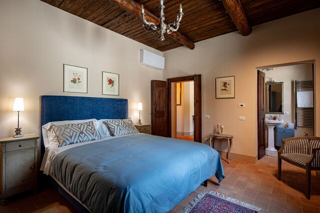 Casale Isidoro, dormitorio