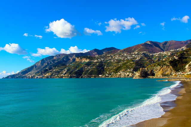 Playas cerca de Atrani