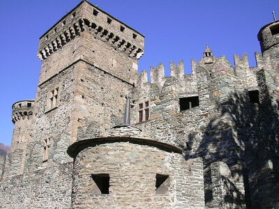 Muros del castillod e Fenis