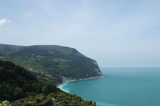Línea costera de Le Marche