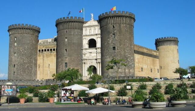castillo en Nápoles