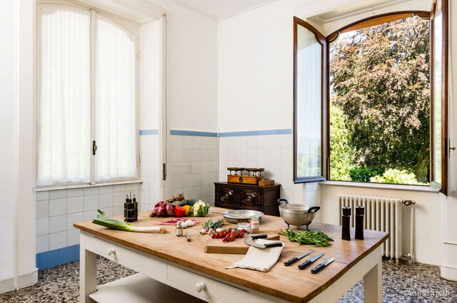 Flor Grand Lake Villa, cocina