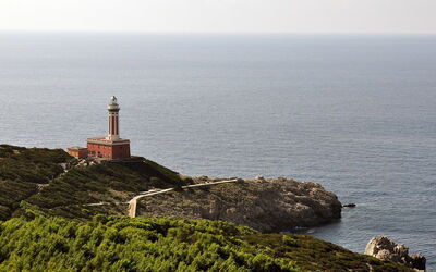 Faro de Punta Carena