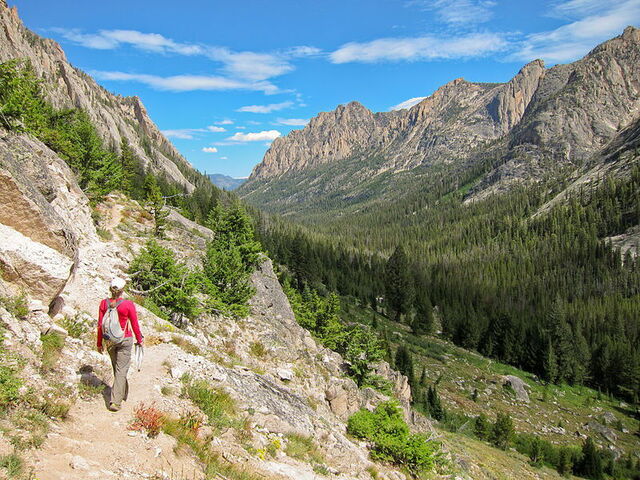 Uno de los desgastados caminos de montana