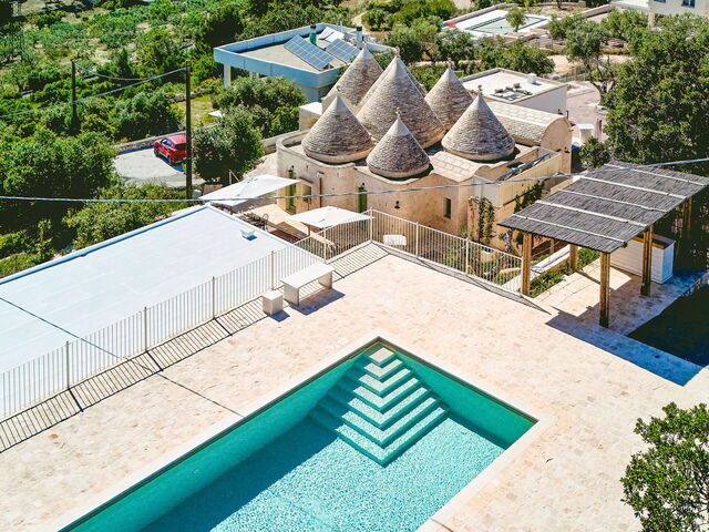 Trullo Emmebi Vista Valle D'Itria, piscina