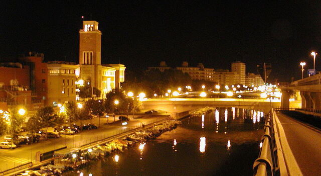 Vista de noche de Pescara