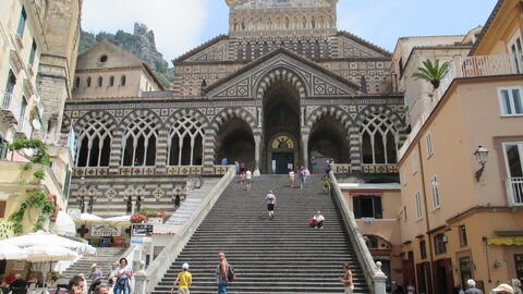 Catedral de Amalfi, Exterior