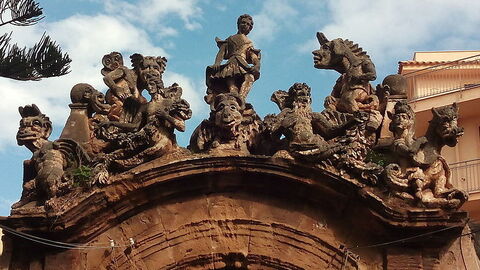 Estatuas de Villa Palagonia