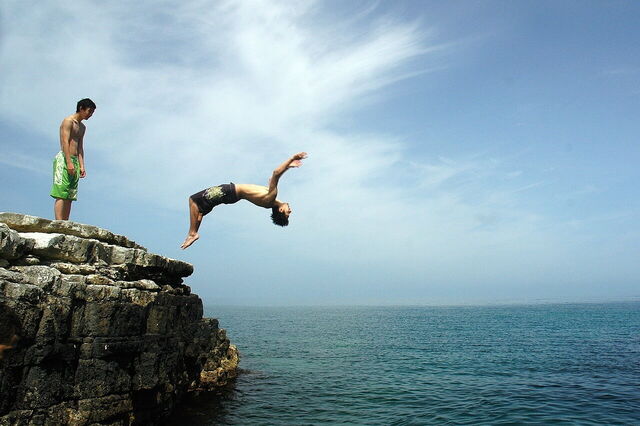 Salto en Acantilado