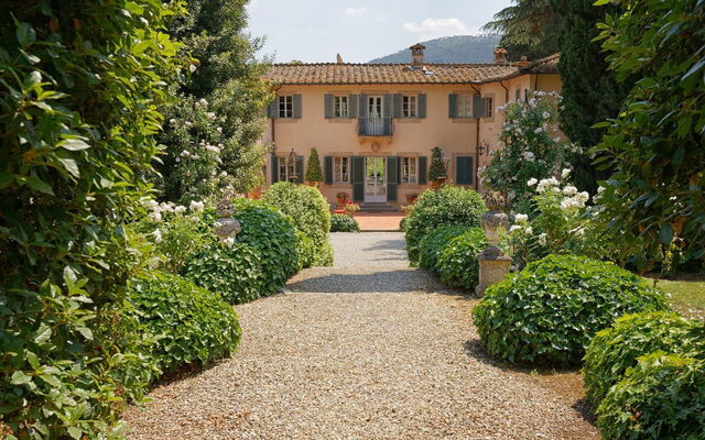 Villa De Ranieri, exterior
