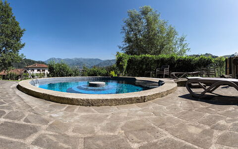 Il Nido In Garfagnana: Piscina, Propiedad, Inmuebles, Bienes Raíces, Casa, Edificio, Casa, Vacaciones, Ocio, Patio Interior