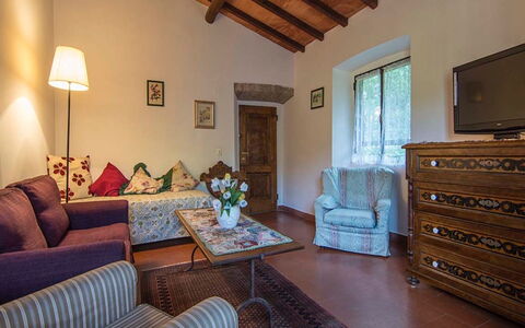 Villa Flora: Habitación, Propiedad, Mueble, Sala, Diseño De Interiores, Edificio, Techo, Casa, Casa, Bienes Raíces