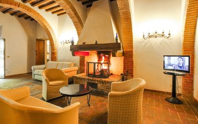 Archi: Habitación, Propiedad, Diseño De Interiores, Vestíbulo, Hogar, Edificio, Sala, Mueble, Hogar, Suite