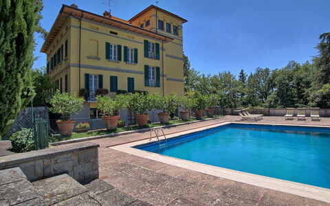 Il Poggio Di Patrignone: Propiedad, Edificio, Bienes Raíces, Piscina, Casa, Inmuebles, Casa, Barrio Residencial, Villa, Mansión