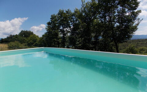 Villa Latera: Piscina, Azul, Propiedad, Agua, Los Recursos Hídricos, Azur, Vacaciones, Ocio, Árbol, Bienes Raíces