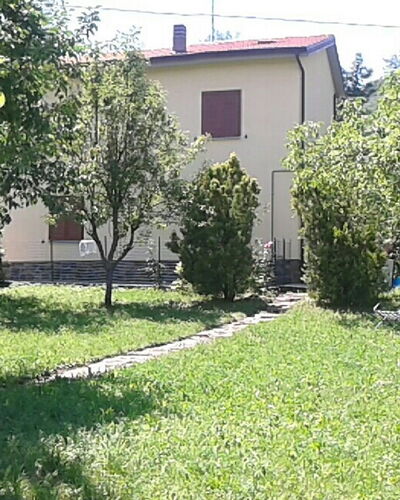 Appartamento Porretta Terme: Propiedad, Yarda, Casa, Patio Interior, Bienes Raíces, Casa, El Terreno Del Lote, Césped, Árbol, Hierba