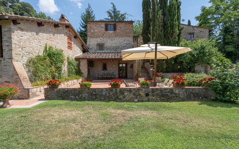 Villa La Terrazza: Propiedad, Casa, Edificio, Inmuebles, Bienes Raíces, Casa, Yarda, Cabaña, Patio Interior, Jardín