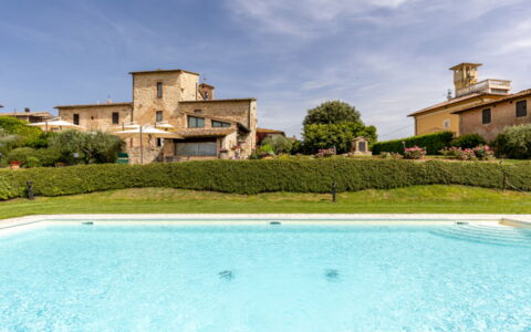 San Martino: Piscina, Inmuebles, Hacienda, Jardín, Mansión, Villa, Paisajismo, Yarda, Patio, Casa De Campo