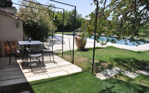 Agriturismo Il Molinello: Propiedad, Patio Interior, Yarda, Hierba, Césped, Casa, Bienes Raíces, Paisajismo, Jardín, Edificio