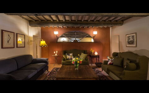 Villa Leopoldina: Sala, Habitación, Propiedad, Diseño De Interiores, Mueble, Edificio, Encendiendo, Casa, Casa