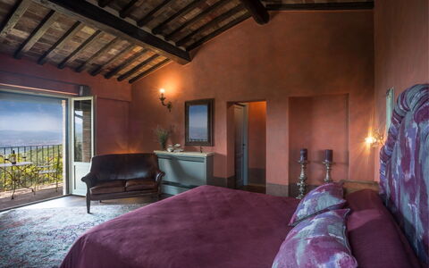 Villa Mandorlo: Habitación, Habitación, Propiedad, Cama, Edificio, Mueble, Casa, Diseño De Interiores, Sábana, Bienes Raíces