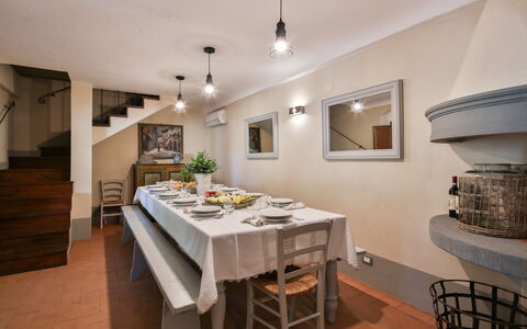 Case Sant'anna 14: Habitación, Propiedad, Mueble, Edificio, Techo, Diseño De Interiores, Mostrador, Comedor, Suelo, Mesa