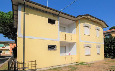 Rosolina Mare 500: Propiedad, Casa, Barrio Residencial, Arquitectura, Edificio, Barrio, Bienes Raíces, Amarillo, Casa, Fachada