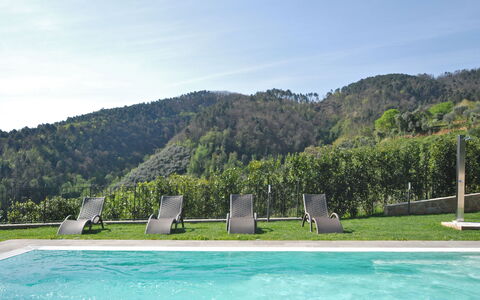 Montefiore: Piscina, Ocio, Árbol, Vacaciones, Paisaje, Montaña, Recurso, Bahía, Turismo, Costa