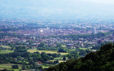 Casa Farfalla: Tiempo De Día, Naturaleza, Horizonte, Paisaje, Barrio Residencial, Ecorregión, Colina, Pradera, Tierras Altas, Llanura