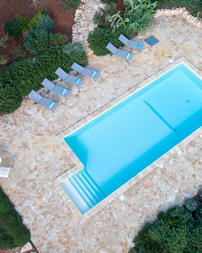 Villa Cristina: Agua, Planta, Piscina, Rectángulo, Mueble Para Exteriores, El Terreno Del Lote, Cuerpo De Agua, Hierba, Diseño Urbano, Condominio