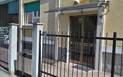 Corallo: Hierro, Propiedad, Portón, Edificio, Metal, Pretil, Barrio, Fachada, Balcón, Arquitectura