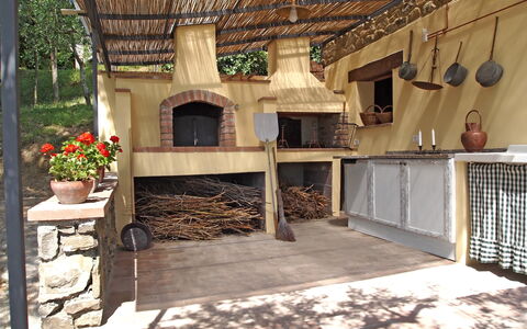Villa Gelsomino: Propiedad, Casa, Edificio, Habitación, Bienes Raíces, Casa, Porche, Diseño De Interiores, Patio Interior, Madera