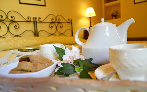 Villa Santa Maria: Desayuno, Comida, Comida, Plato, Mesa, Cocina, Desayuno Tardío, Habitación, Vajilla, Utensilios Para Servir
