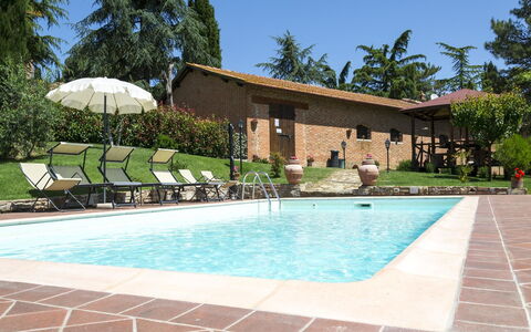 Villa Camelia: Piscina, Propiedad, Recurso, Bienes Raíces, Edificio, Casa, Ocio, Casa, Vacaciones, Inmuebles