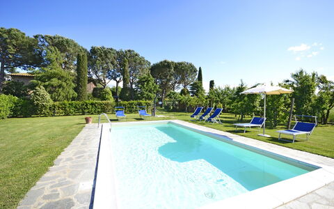 Casa i Pini: Piscina, Propiedad, Bienes Raíces, Casa, Inmuebles, Edificio, Barrio Residencial, Ocio, Villa, Vacaciones