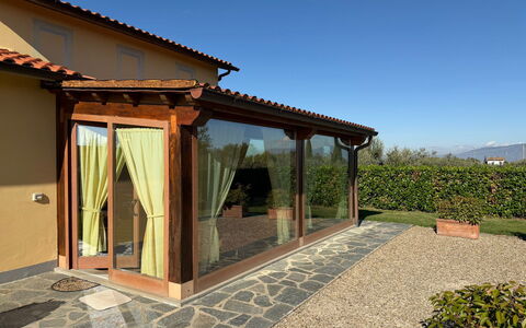 Villa Mira: Sombra, Estructura Al Aire Libre, Maceta, Porche, Jardín, Eco Hotel, Yarda, Paisajismo, Pabellón, Patio