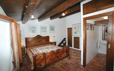 Alojamiento:&nbsp;Bedroom Allocco